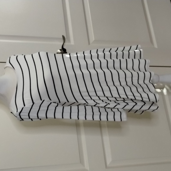 Altar'd State women's small black and white striped long sleeve lined top - Picture 3 of 11